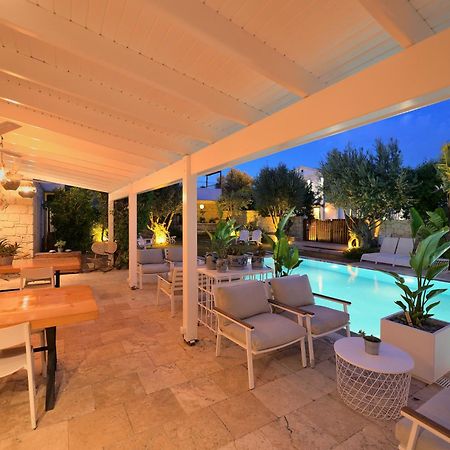 Peremere Alacati Otel Exterior photo